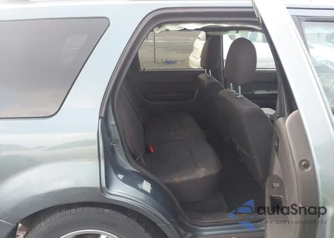 2012 Ford Escape Xlt z USA, uszkodzony, nr VIN 1FMCU9DG2CKB76081